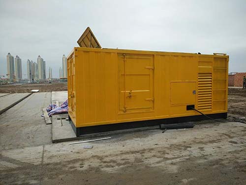 兰溪合同中关于乙方责任导致工期延误的赔偿标准应该如何制定？